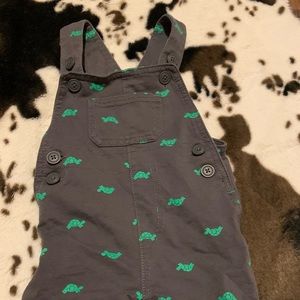 Carter’s baby boy 3-6m overall onesie